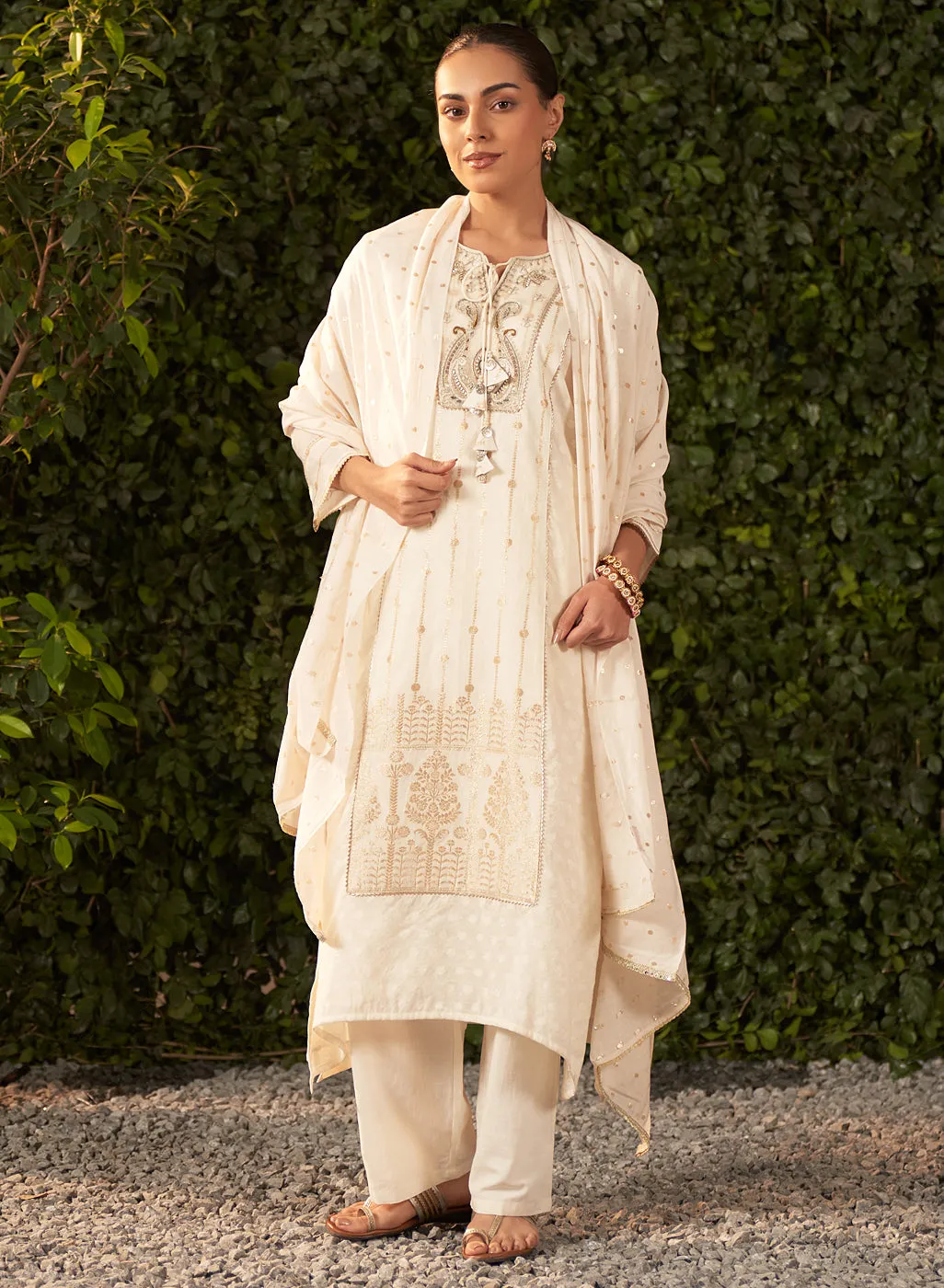Blossom Royal Ivory embroidered Chanderi Salwar Kurta Set with Dupatta