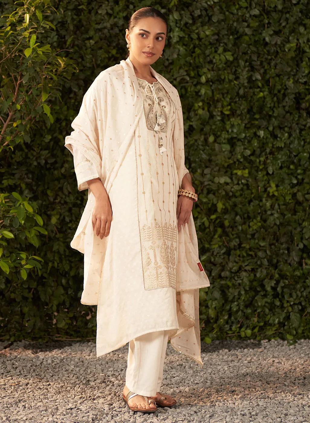 Blossom Royal Ivory embroidered Chanderi Salwar Kurta Set with Dupatta