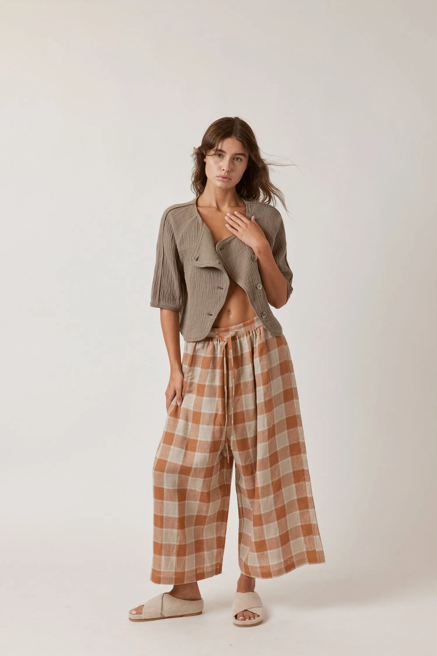 Front tie linen pants