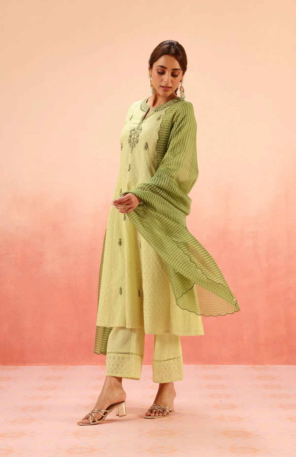 GULNAAR GREEN JACQUARD EMBROIDERED KURTA SET