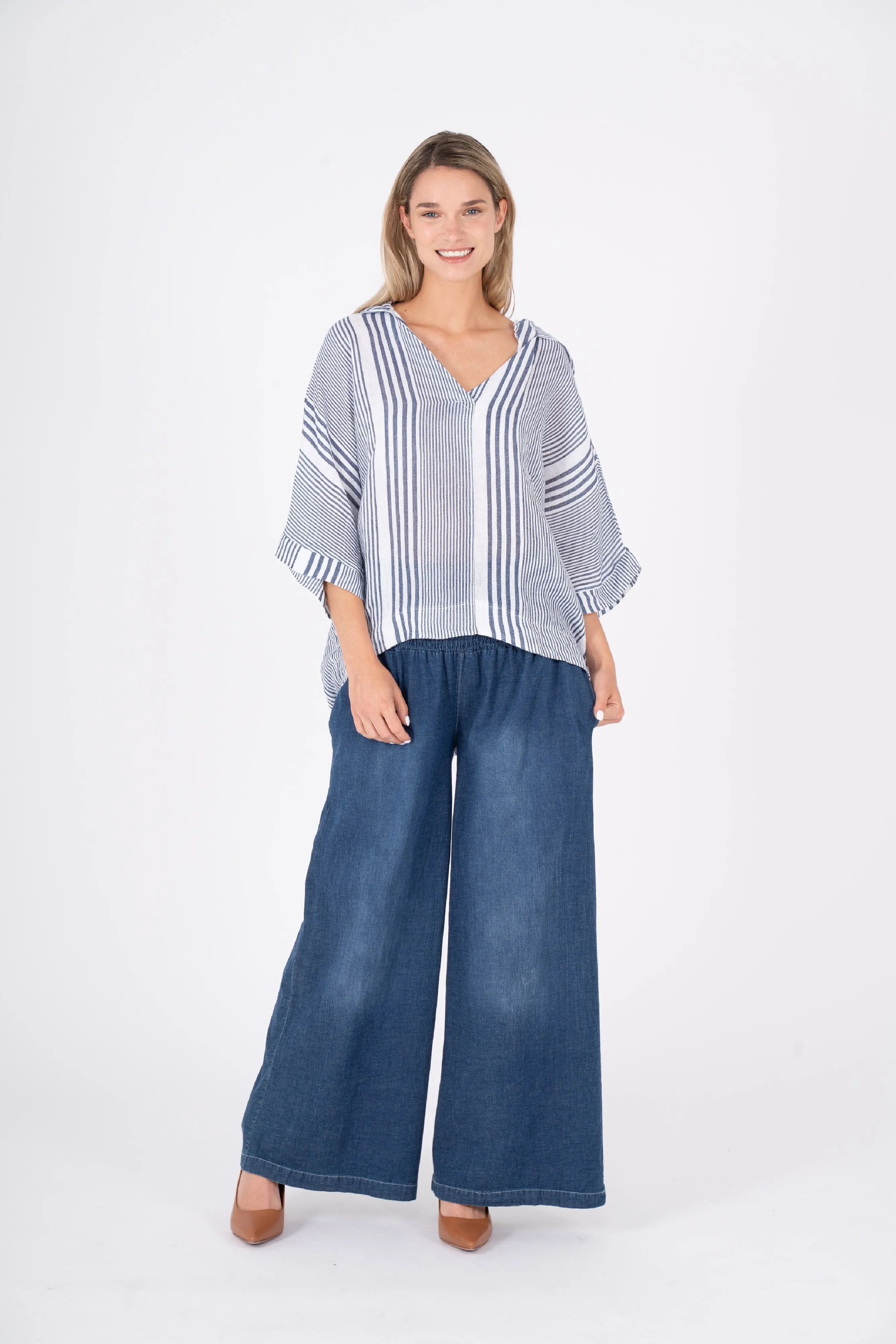 M Made in Italy  Ladies Woven Top  Navy Combo