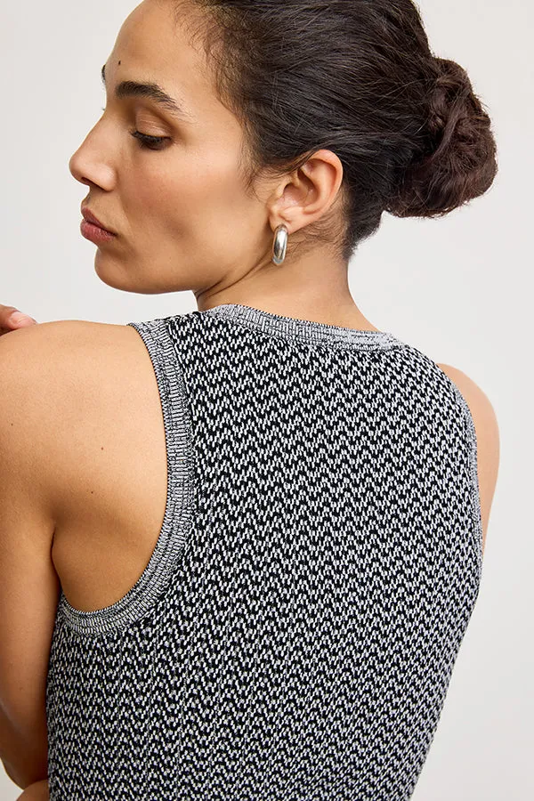 Sonny Day-to-Night Tank - Mini Chevron Knit :: Black/White