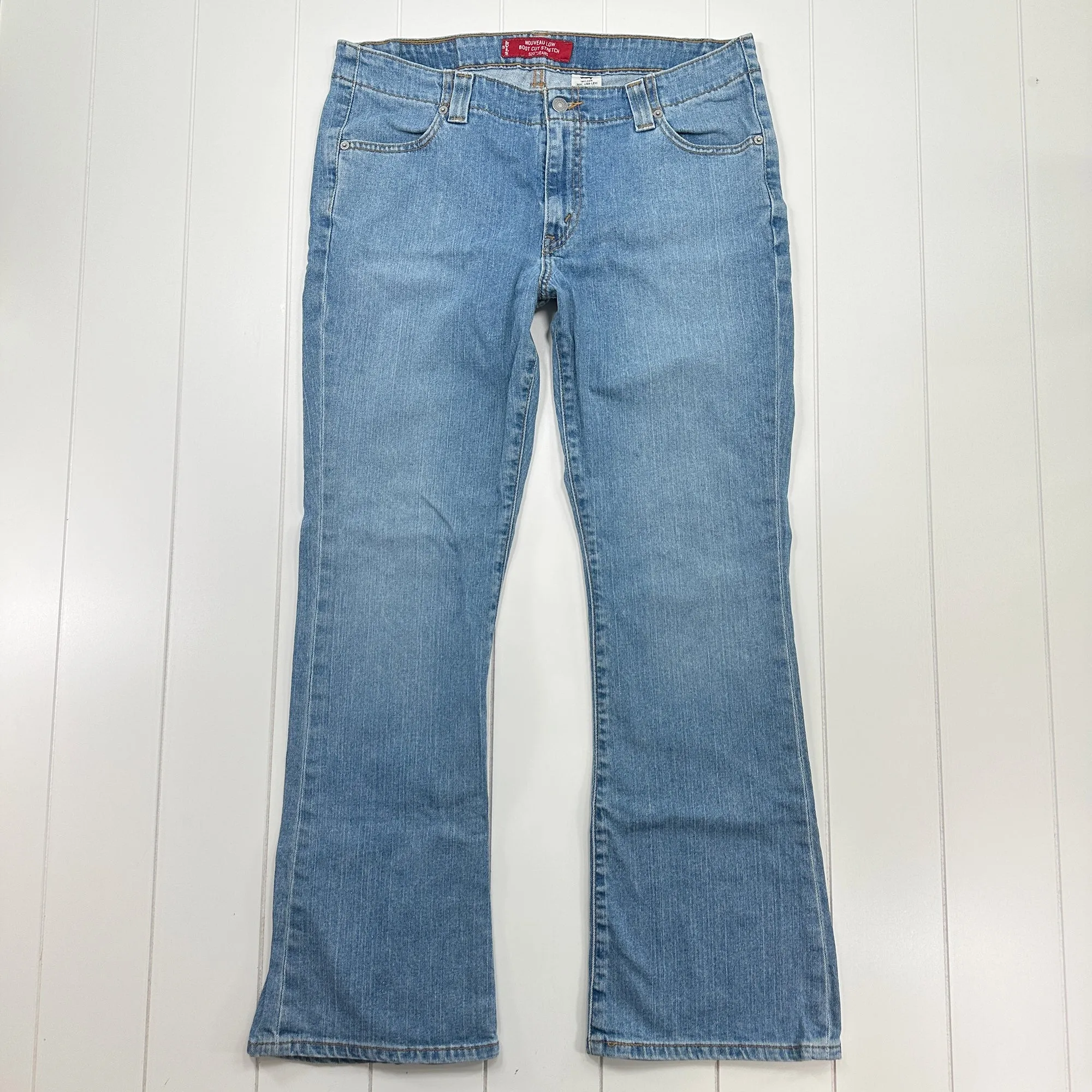 Vintage Women's Levi's 525 Nouveau Low Boot Cut Stretch - Size 14 Medium (34)
