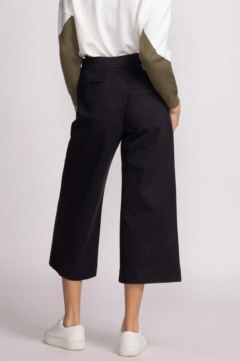 Waterville | Cropped Black Wide-Leg Pants